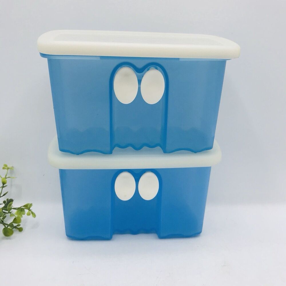 Vintage Tupperware Fridgesmart Mini Set Of 2-1 1/2c Vented Containers Blue White